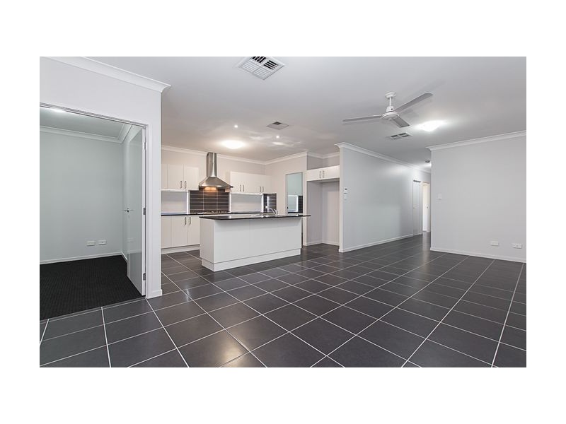 8 Walter Street, Virginia QLD 4014