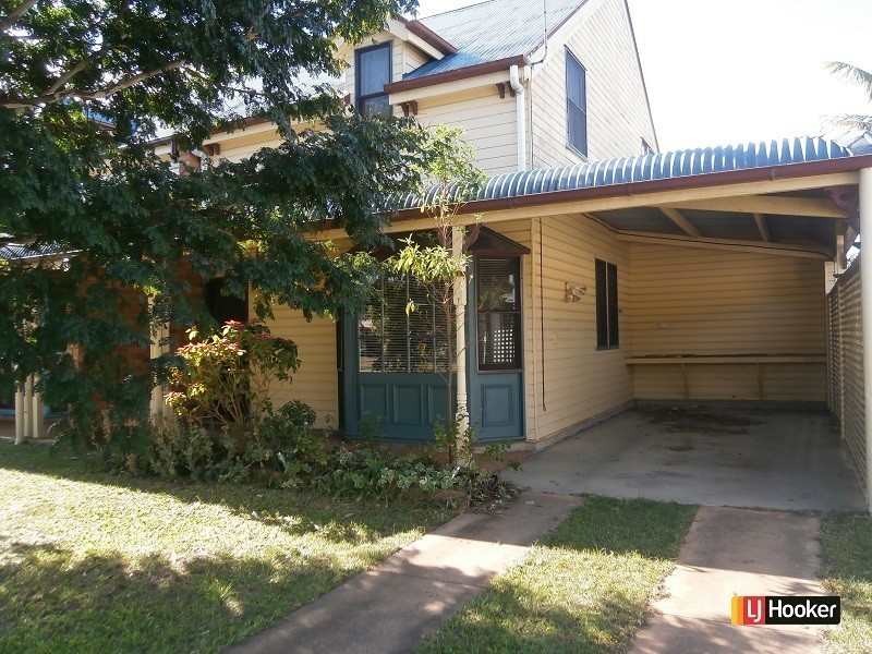 1/10 Desert Willow Way, Fitzgibbon QLD 4018