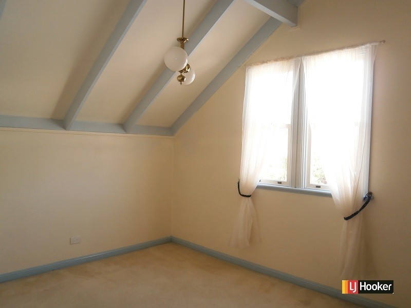 1/10 Desert Willow Way, Fitzgibbon QLD 4018