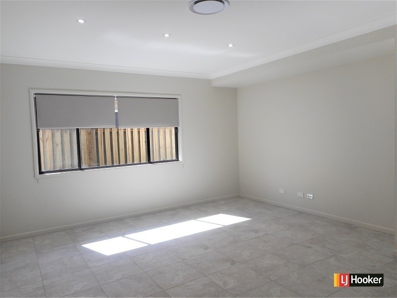 3 William Bray Parkway, Fitzgibbon QLD 4018