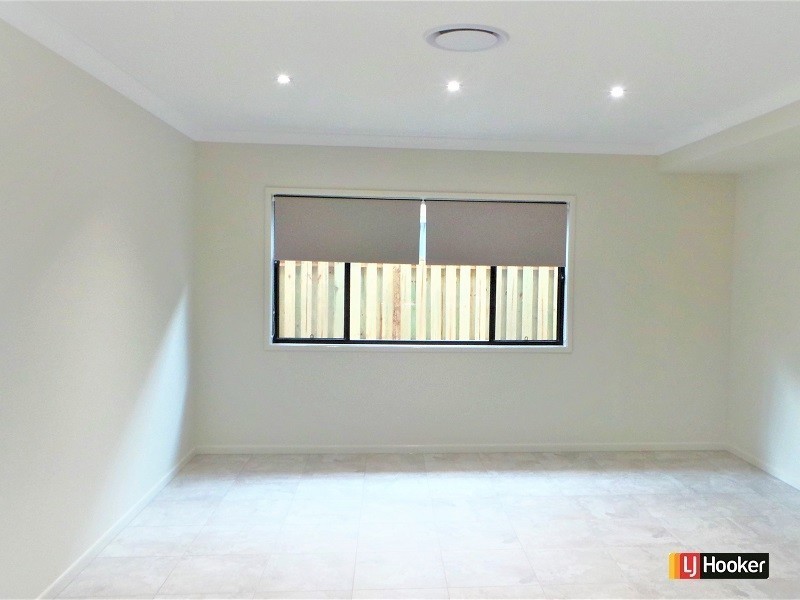 3 William Bray Parkway, Fitzgibbon QLD 4018