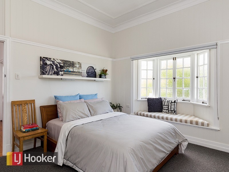 42 Strathmore Street, Kedron QLD 4031