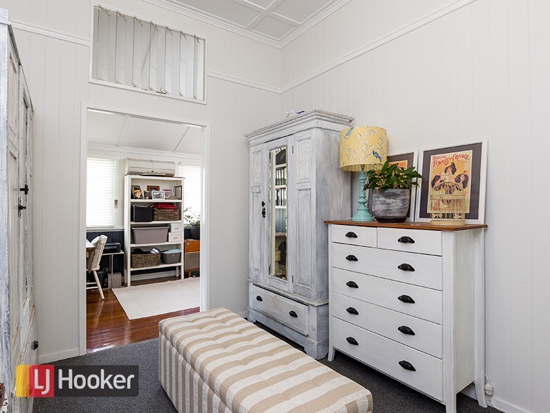 42 Strathmore Street, Kedron QLD 4031