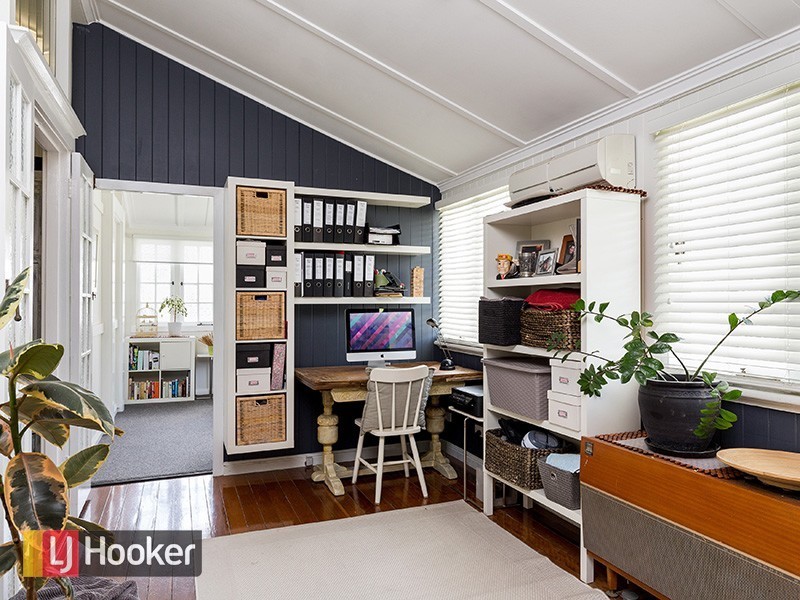 42 Strathmore Street, Kedron QLD 4031