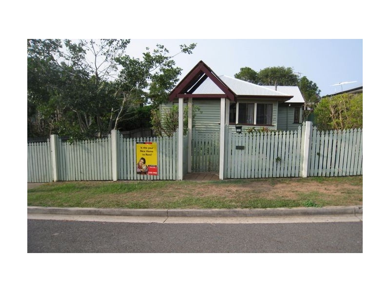 15 Vaucluse Street, Wavell Heights QLD 4012