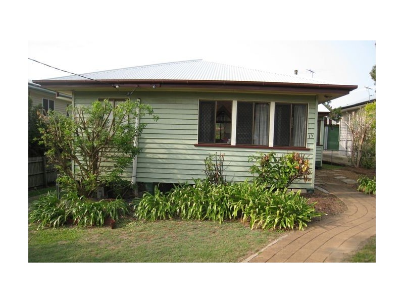 15 Vaucluse Street, Wavell Heights QLD 4012