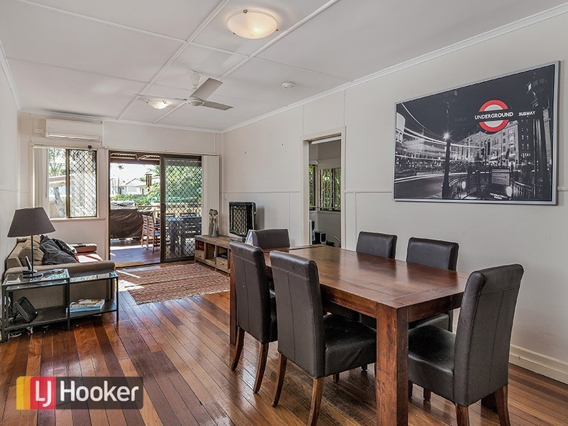 15 Vaucluse Street, Wavell Heights QLD 4012