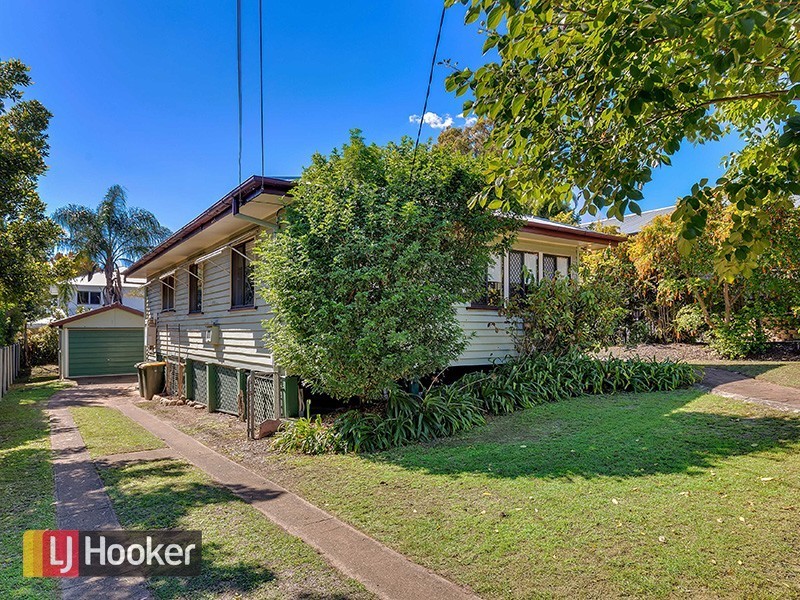 15 Vaucluse Street, Wavell Heights QLD 4012