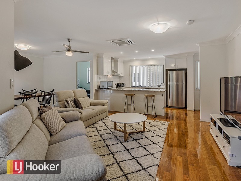 7/12-14 Georgina Street, Woody Point QLD 4019