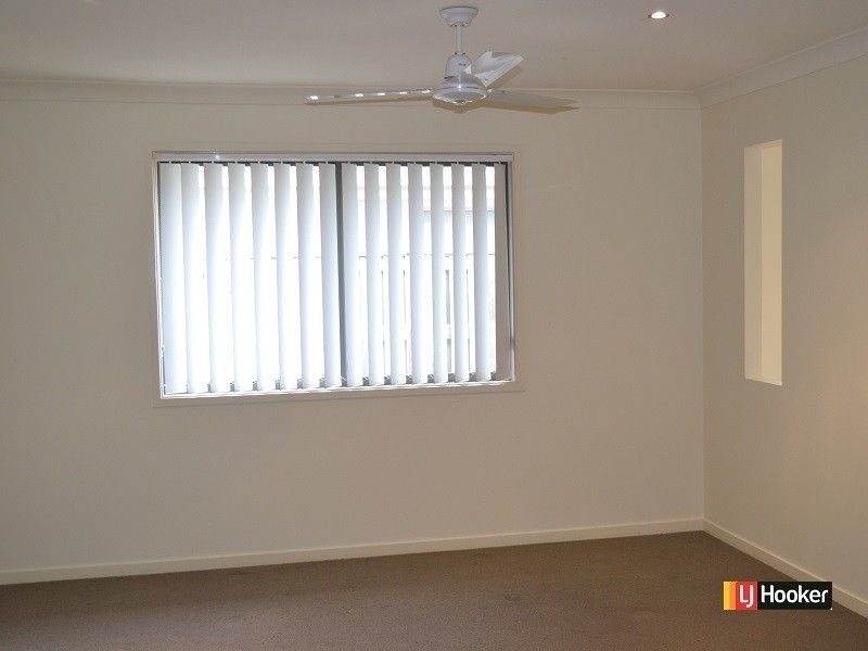 4 Sackville Close, Fitzgibbon QLD 4018