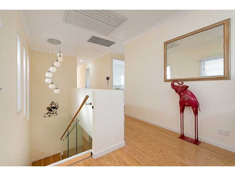 83 Hedley Avenue, Nundah QLD 4012