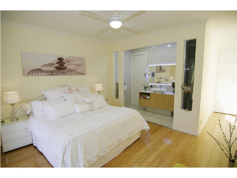 83 Hedley Avenue, Nundah QLD 4012