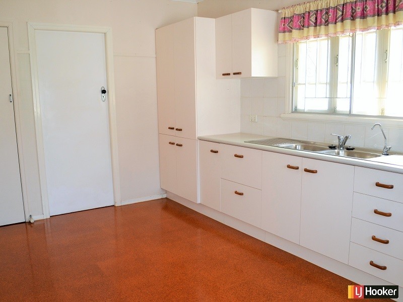 23 Western Ave, Chermside QLD 4032