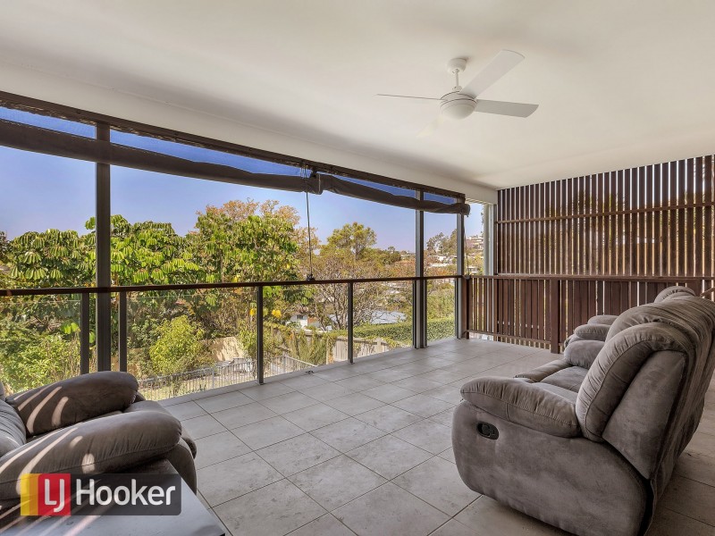 29 Maundrell Terrace, Chermside West QLD 4032