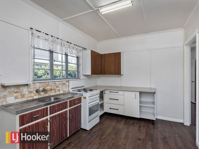 73 Henderson Road, Deagon QLD 4017