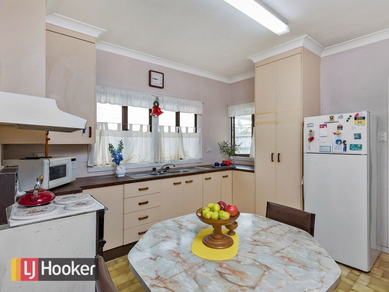 8 Zeehan Street, Wavell Heights QLD 4012