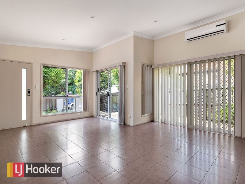 53 Curwen Terrace, Chermside QLD 4032
