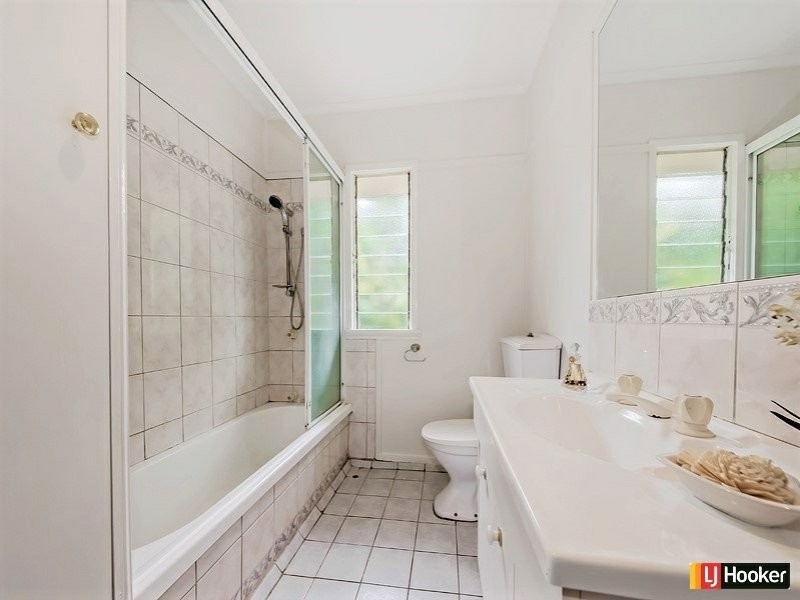 37 Fee Street, Chermside QLD 4032