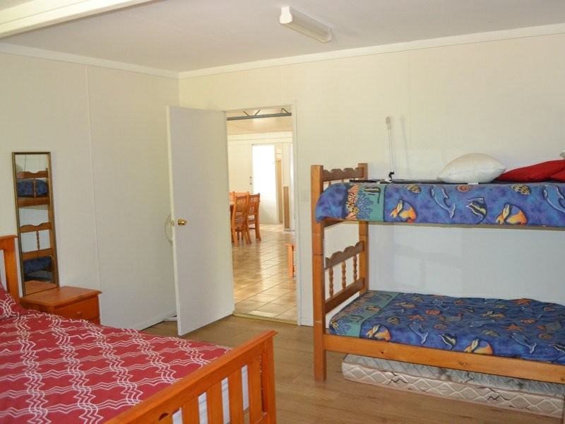 93 The Strand, Bulwer QLD 4025