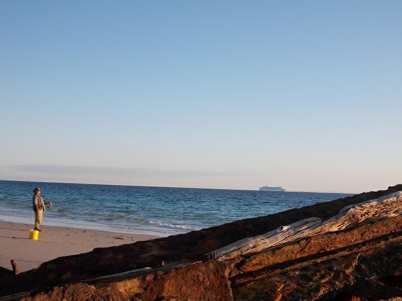 93 The Strand, Bulwer QLD 4025