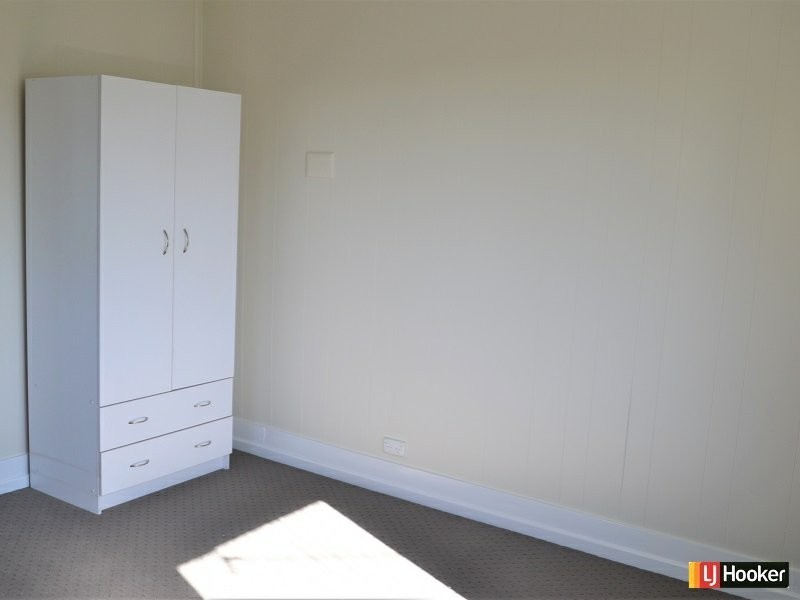 2 Eastbourne Street, Chermside West QLD 4032