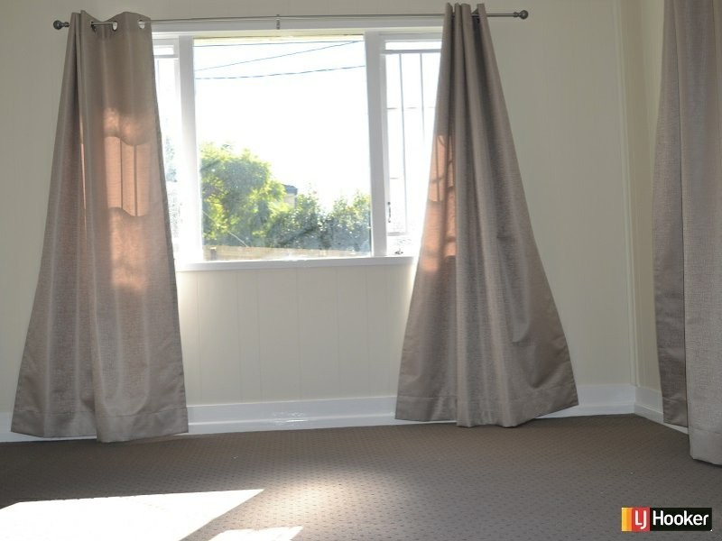2 Eastbourne Street, Chermside West QLD 4032