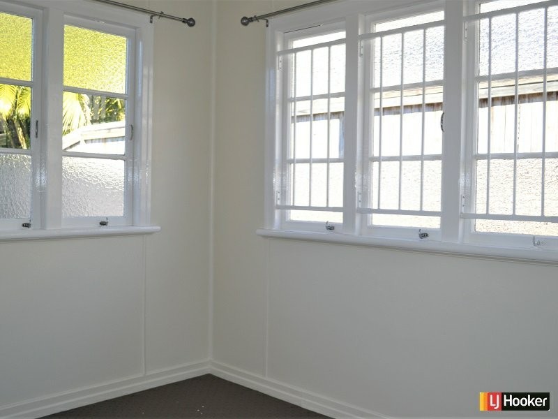2 Eastbourne Street, Chermside West QLD 4032