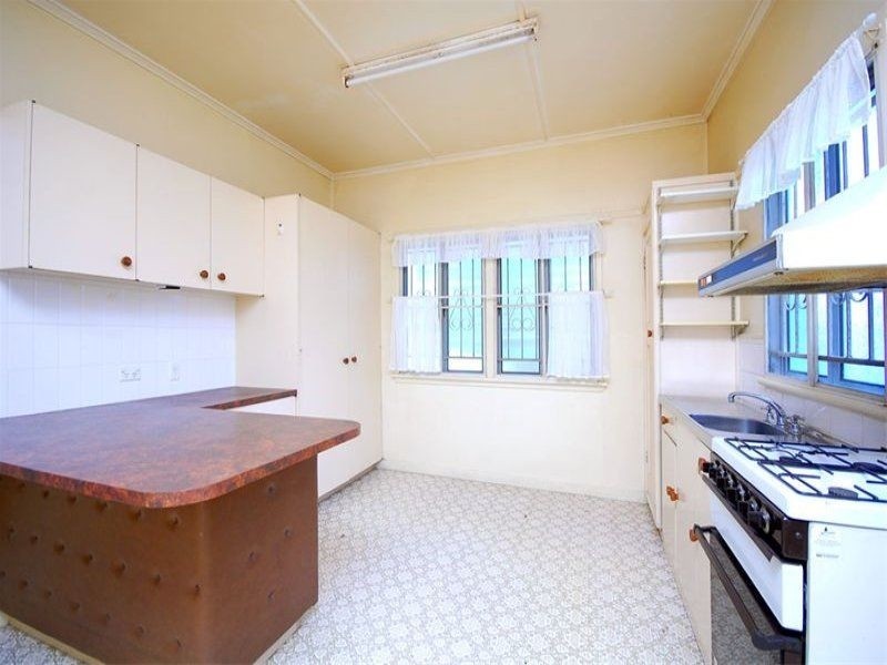 26 Nielson Street, Chermside QLD 4032