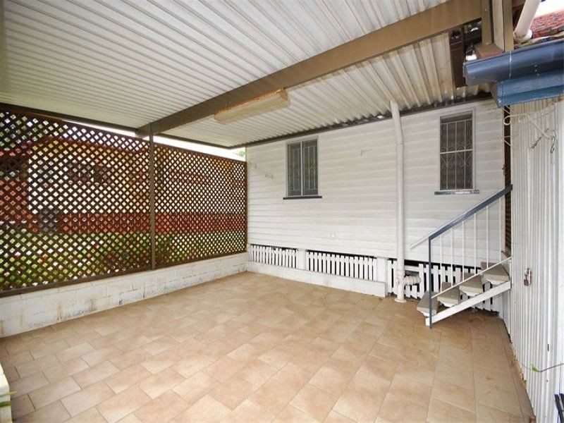 26 Nielson Street, Chermside QLD 4032