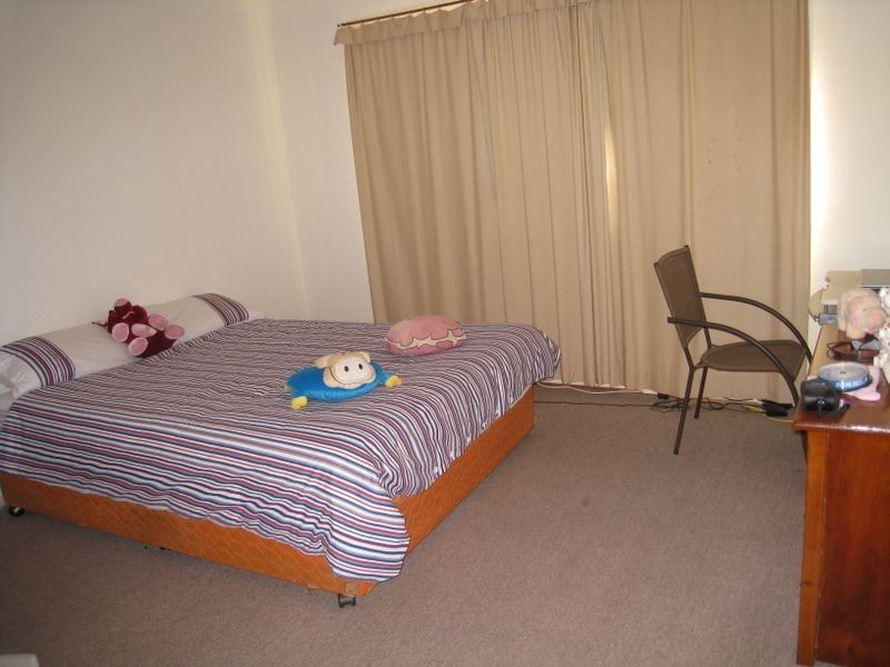 2/11 Grasspan Street, Zillmere QLD 4034