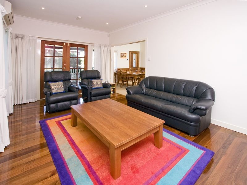 6 Thirteenth Ave, Brighton QLD 4017