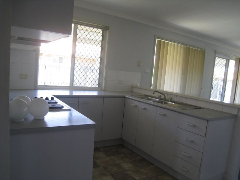 36 Silkyoak Court, Fitzgibbon QLD 4018