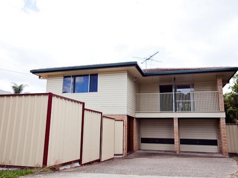4 Old Northern Road, Albany Creek QLD 4035