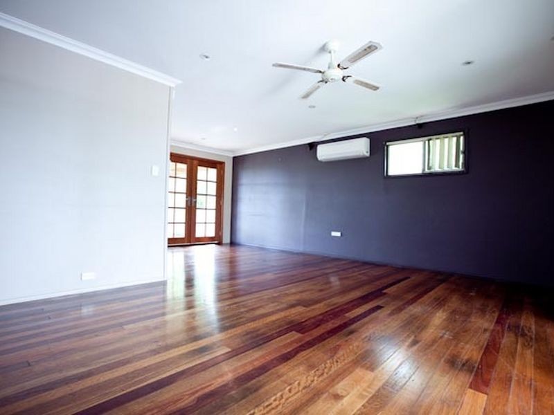 4 Old Northern Road, Albany Creek QLD 4035