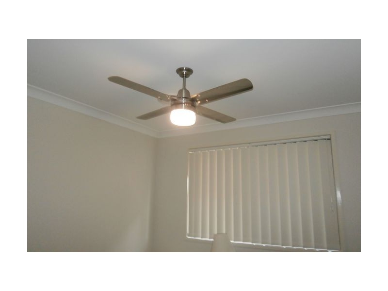 68 Somerset Drive, Carseldine QLD 4034