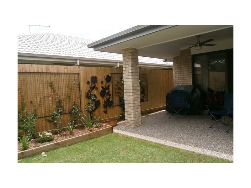 68 Somerset Drive, Carseldine QLD 4034