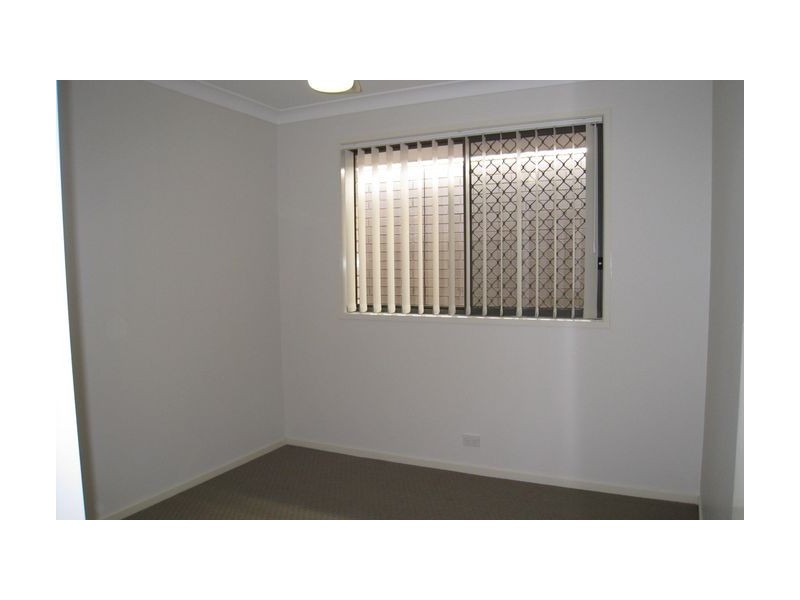 68 Somerset Drive, Carseldine QLD 4034