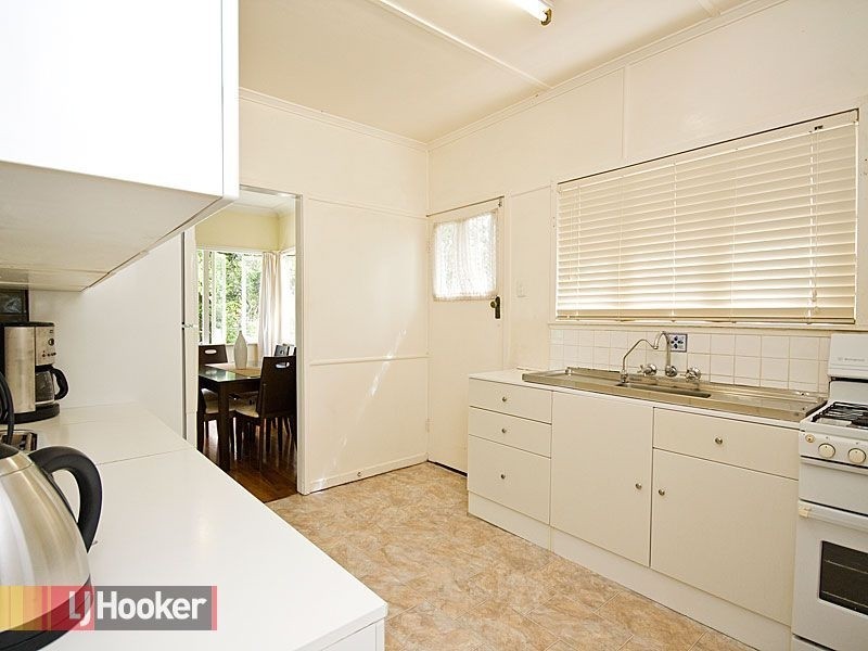 43 Davenport Street, Chermside QLD 4032