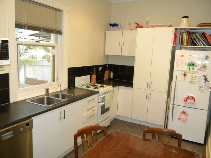 8 The Crescent, Blair Athol SA 5084