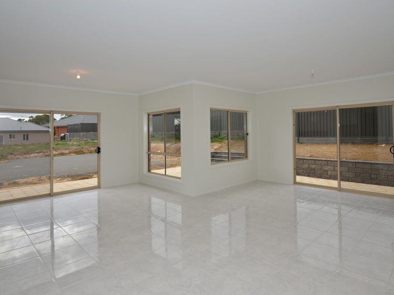 12 Woods View, Craigburn Farm SA 5051