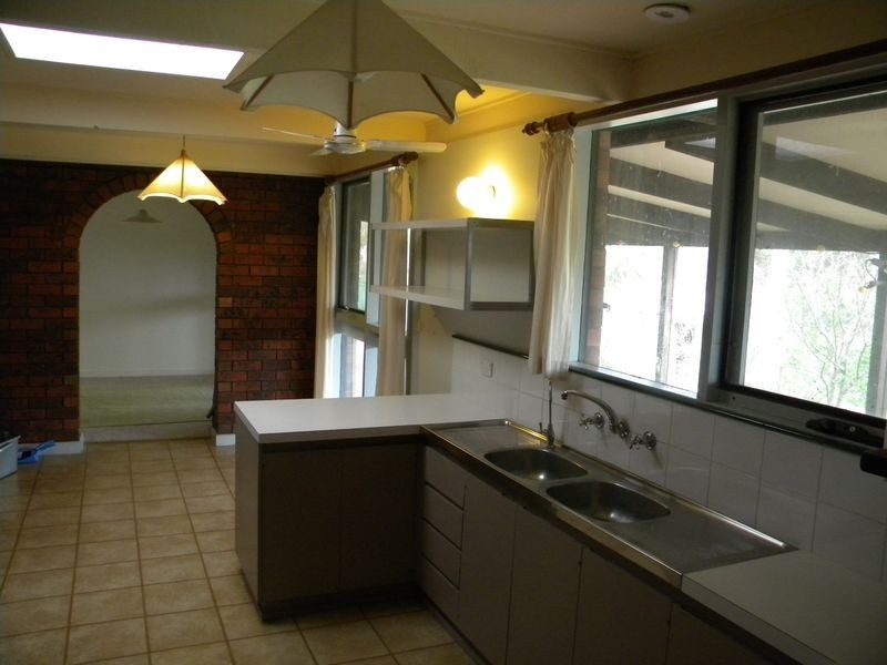 16 Light Road, Coromandel Valley SA 5051