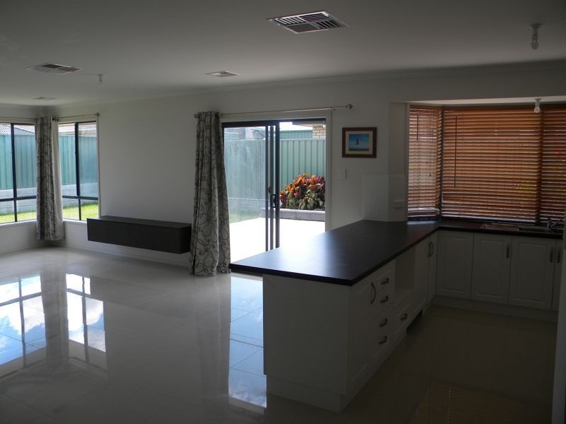 3 Sapphire Way, Aldinga Beach SA 5173