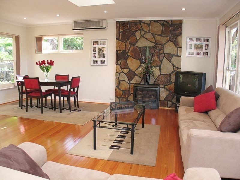 15 Huntingdon Drive, Glenalta SA 5052