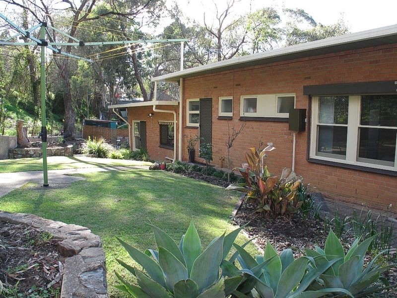 15 Huntingdon Drive, Glenalta SA 5052