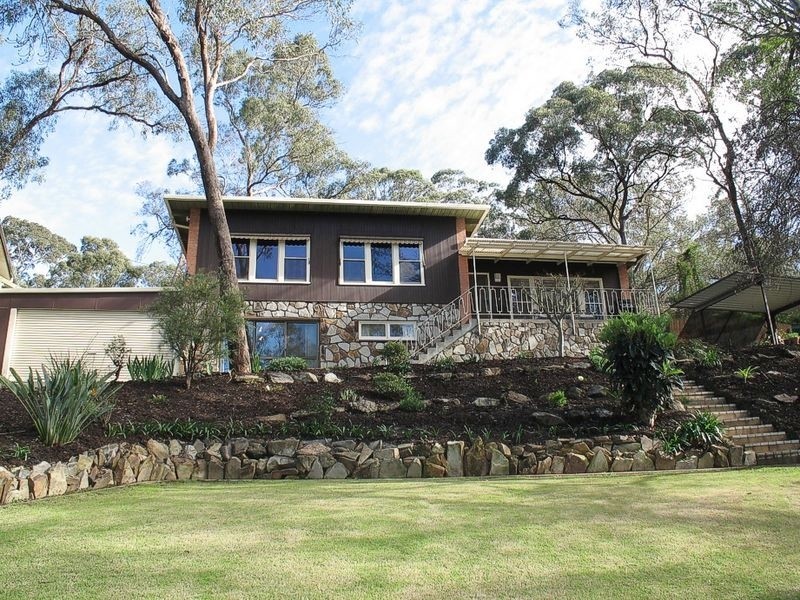 15 Huntingdon Drive, Glenalta SA 5052