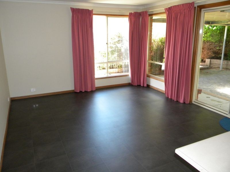 5 Heinrich Street, Mount Barker SA 5251