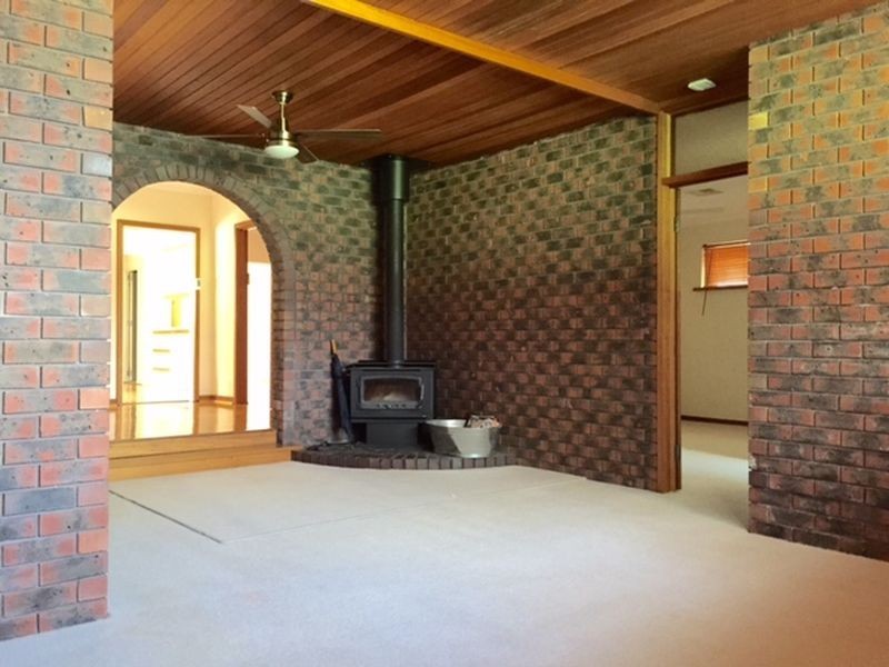 8 Devon Drive, Coromandel Valley SA 5051