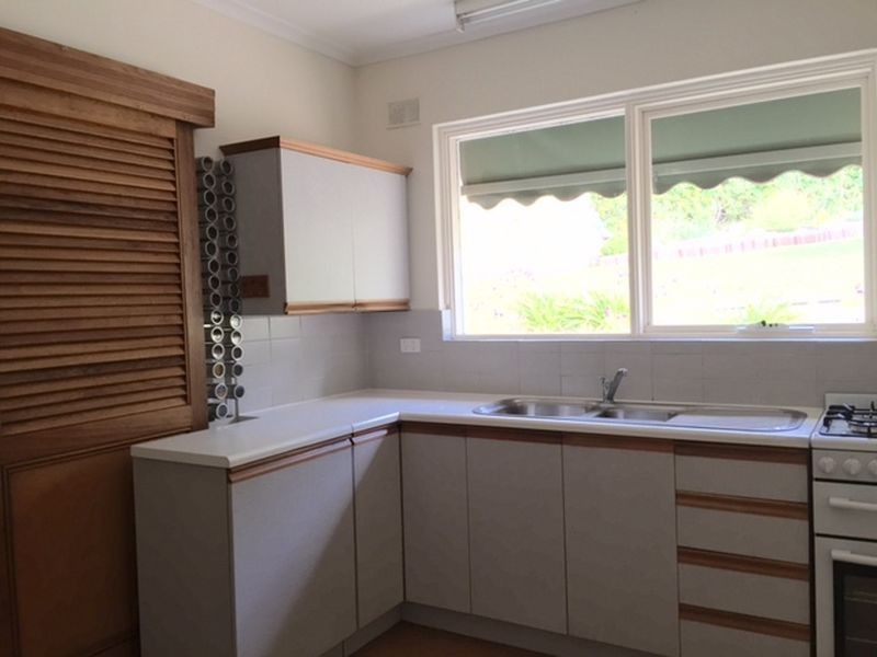 8 Devon Drive, Coromandel Valley SA 5051