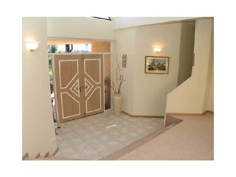 8 Crowsnest Court, Coromandel Valley SA 5051