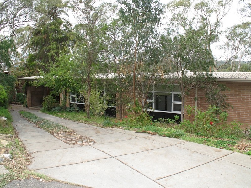 24 Huntingdon Drive, Glenalta SA 5052